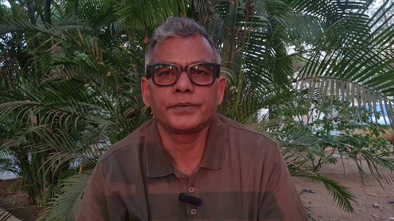 A Yogi doesn't use Supernatural powers.