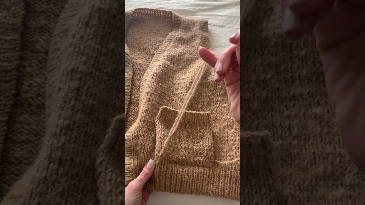 Sewing on pockets in knitting