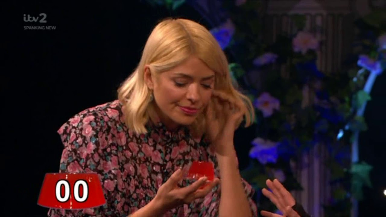 Holly Willoughby - Mini Skirt - Jelly Game - 21st March 2019