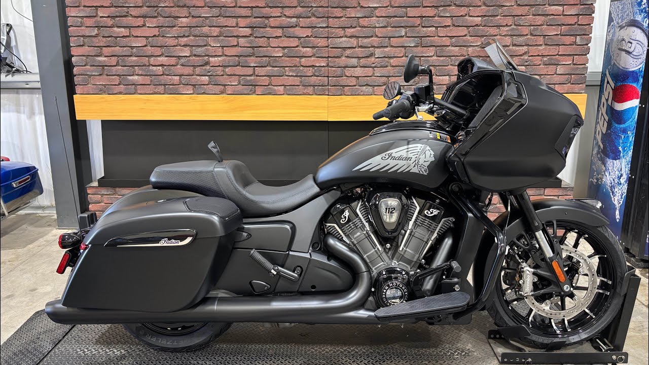 2026 Indian Challenger Dark Horse 112