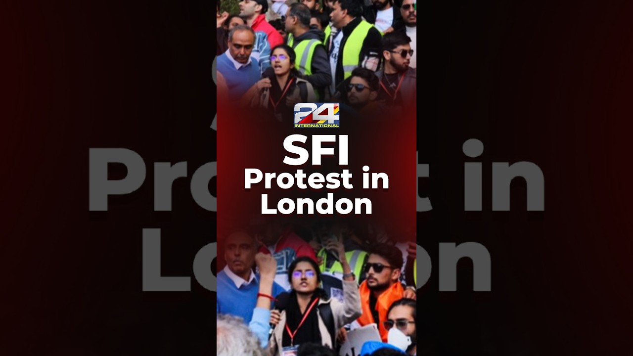 Член SFI UK Гаятри Пайянадан выступает на протесте на Парламентской площади в Лондоне