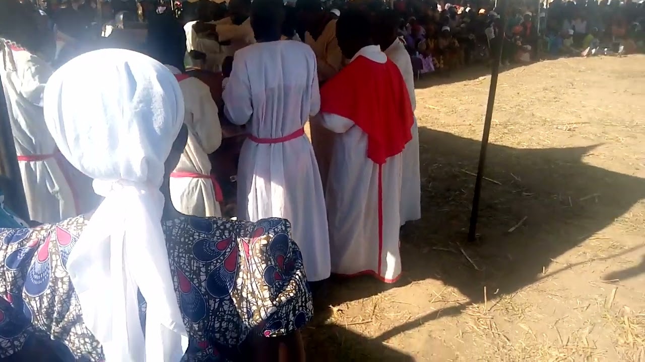 Khuakhaleshe shivala 🙏,, church gone spiritual,, laying the general secretary in the eternal peace