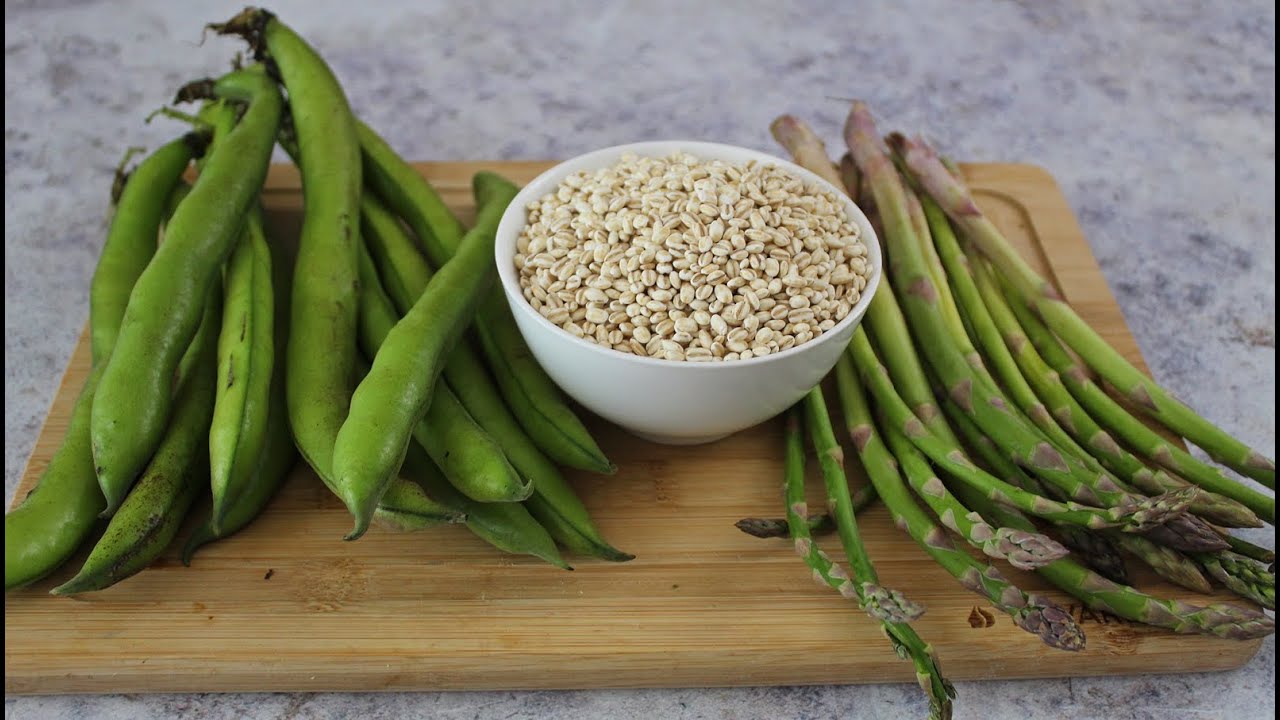 RICETTA FACILE CON ASPARAGI E FAVE, per un pasto leggero e sano