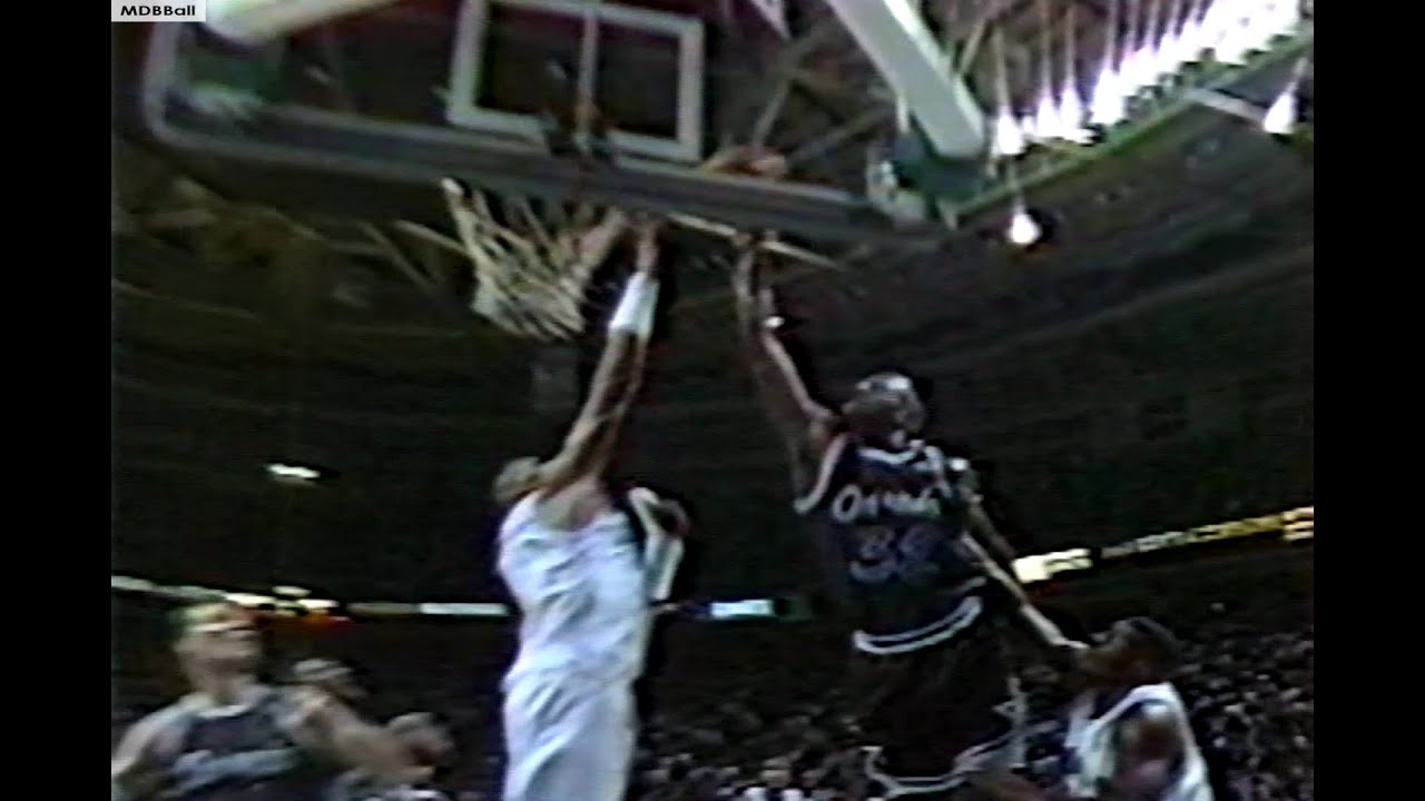 First NBA Matchup - Alonzo Mourning Battles Shaq In Charlotte! 1993