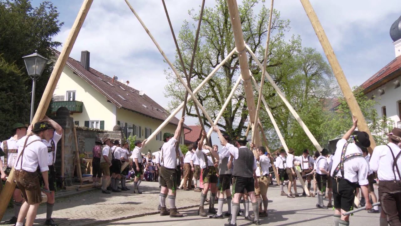 Iffeldorf Maibaumaufstellen 2012