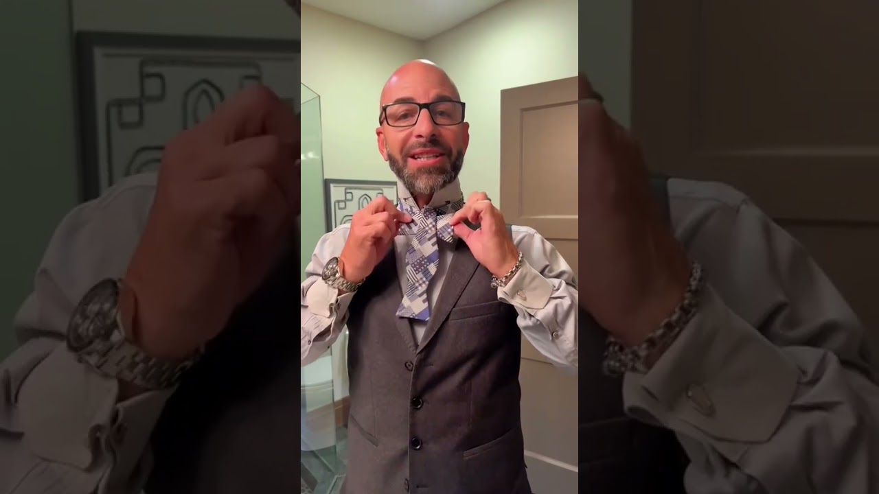 Hey dad, how do you tie a bow tie? 🤷🏻&zwj;♂️