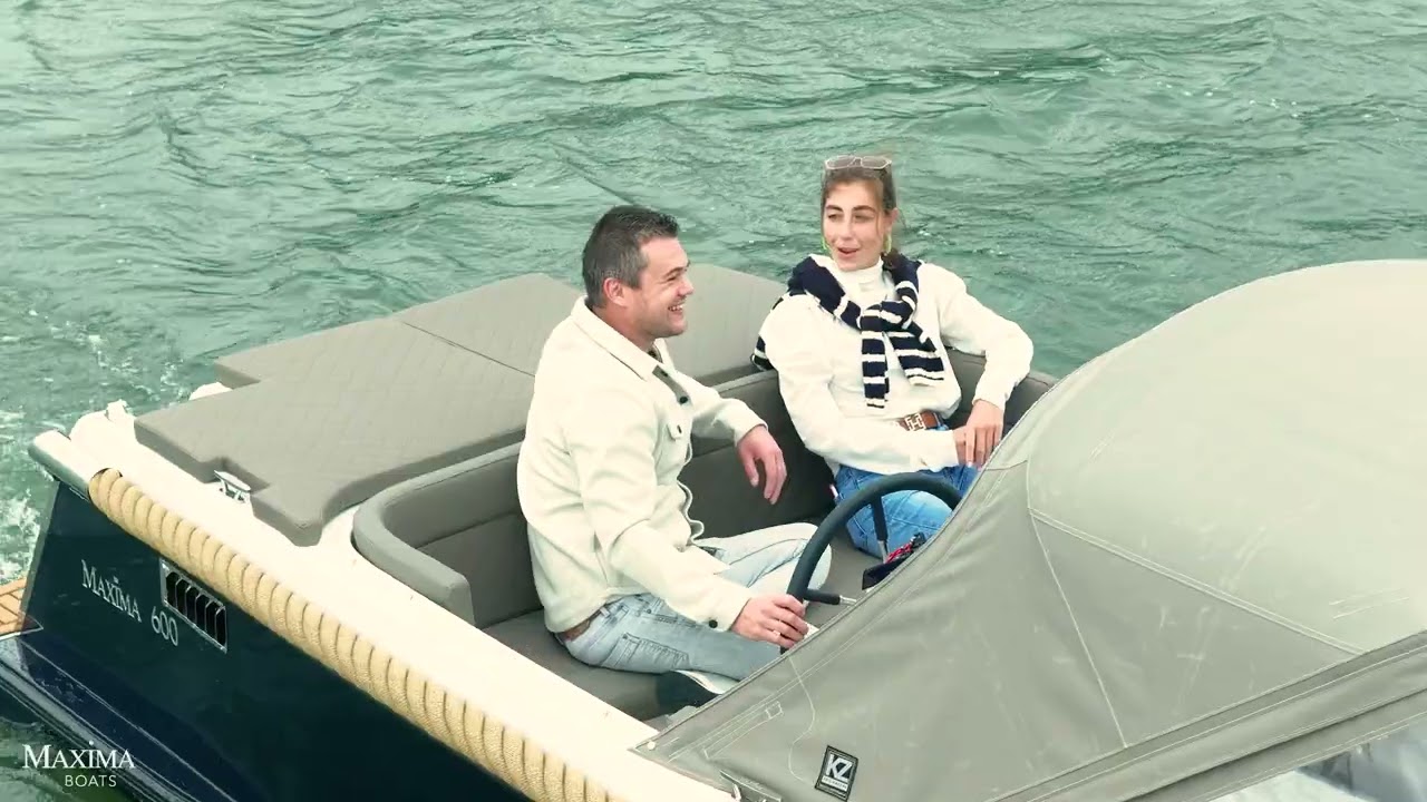 Varen met de Maxima 600 bij Klop Watersport
