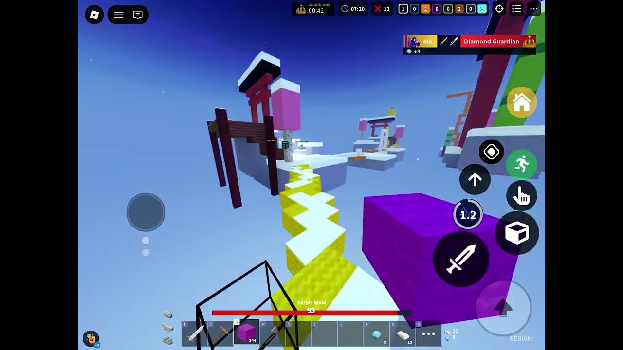 Playing some roblox bed wars I joined season 4