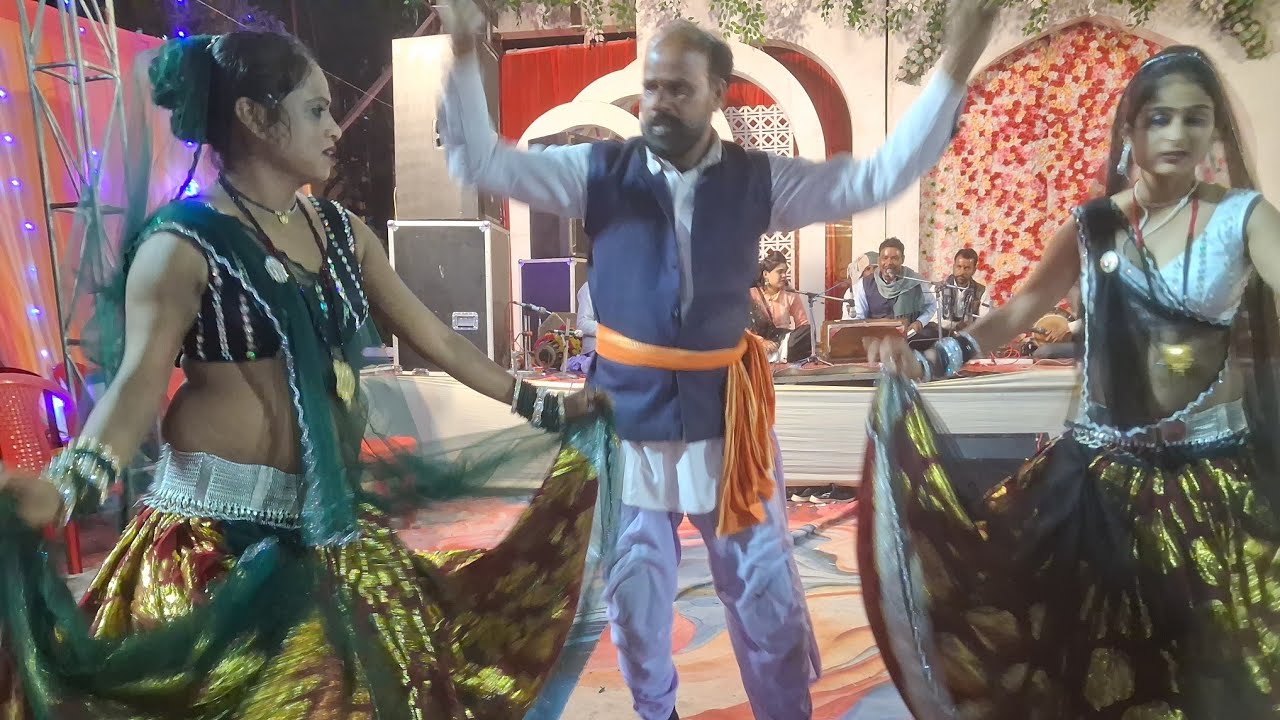 बज रही है आधी रेन मुरलीया ।।रमेश बिशकरमा।।