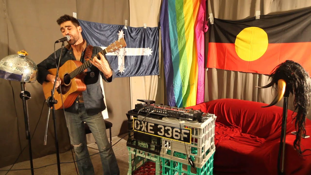 Ezekiel Ox - 9 to 5 (Dolly Parton Cover)
