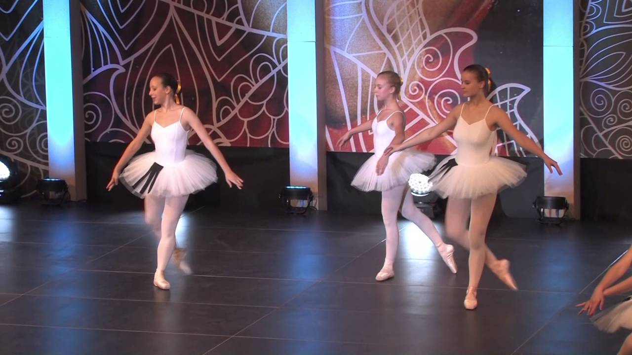 Mala nočna glasba - W. A. Mozart - balet, Sv. Stanislav 2015