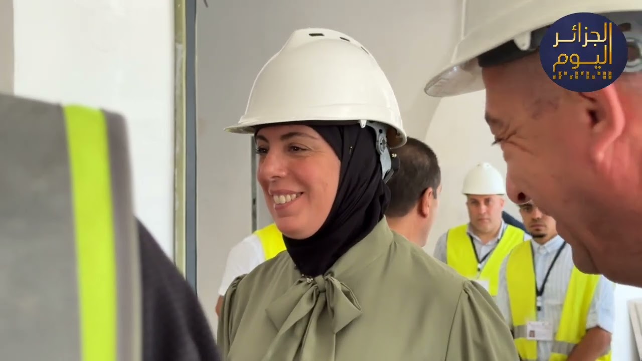 مريم بن مولود المحافظة السامية للرقمنة تعاين مدى تقدم انجاز مركز البيانات الوطني الأول بالمحمدية