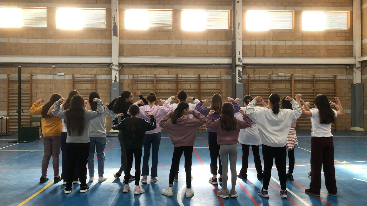 La semana casi terminada pero no de todo Eva muy guapa y Juan y Medio haciendo el tonto 6/3/2026.👌🏻🎉