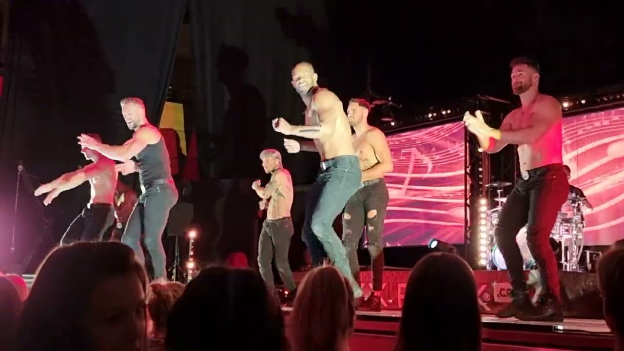 SixxPaxx Anfassbar Tour 04.02.23 Muk Lübeck