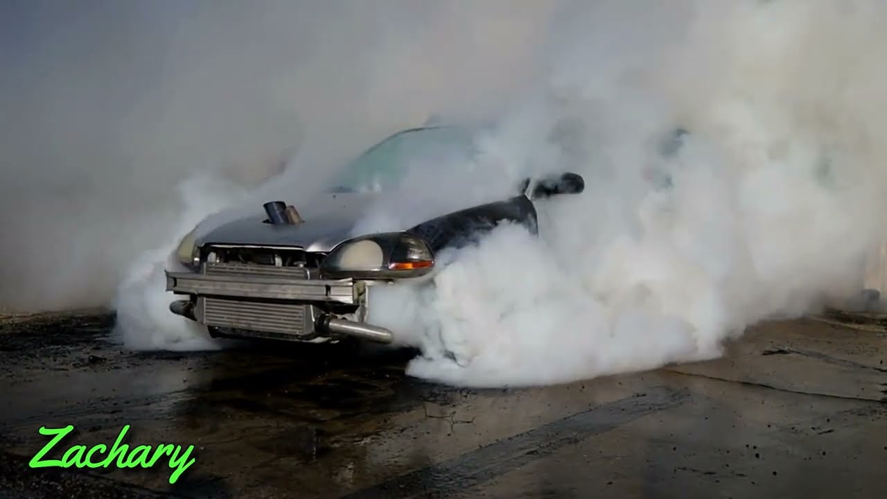 Turbo Honda Civic Crushes Burnout Competition.