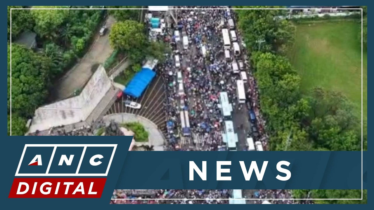 Митинг членов Iglesia ni Cristo парализовал движение на EDSA; одновременный протест проходит на п...