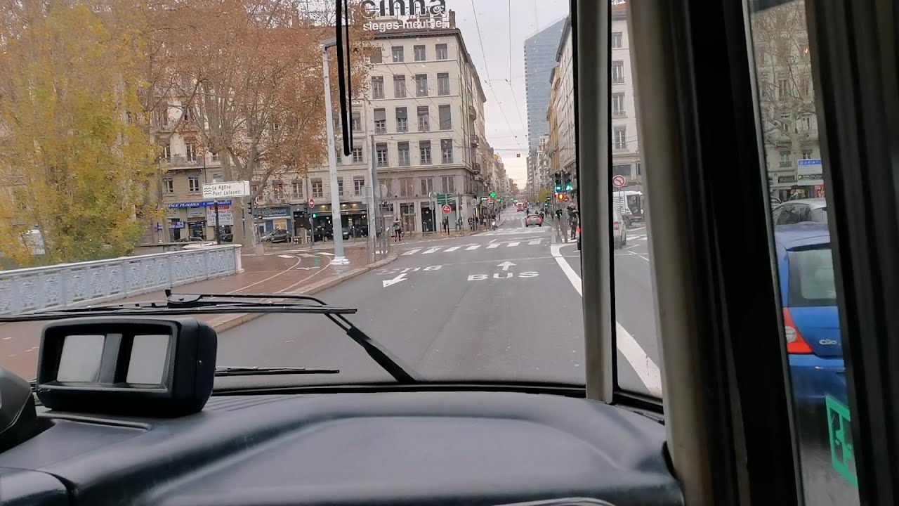 [Bus Ride] Ligne C3 du bus de Lyon / Gare Saint-Paul ➡ Laurent Bonnevay - Astroballe