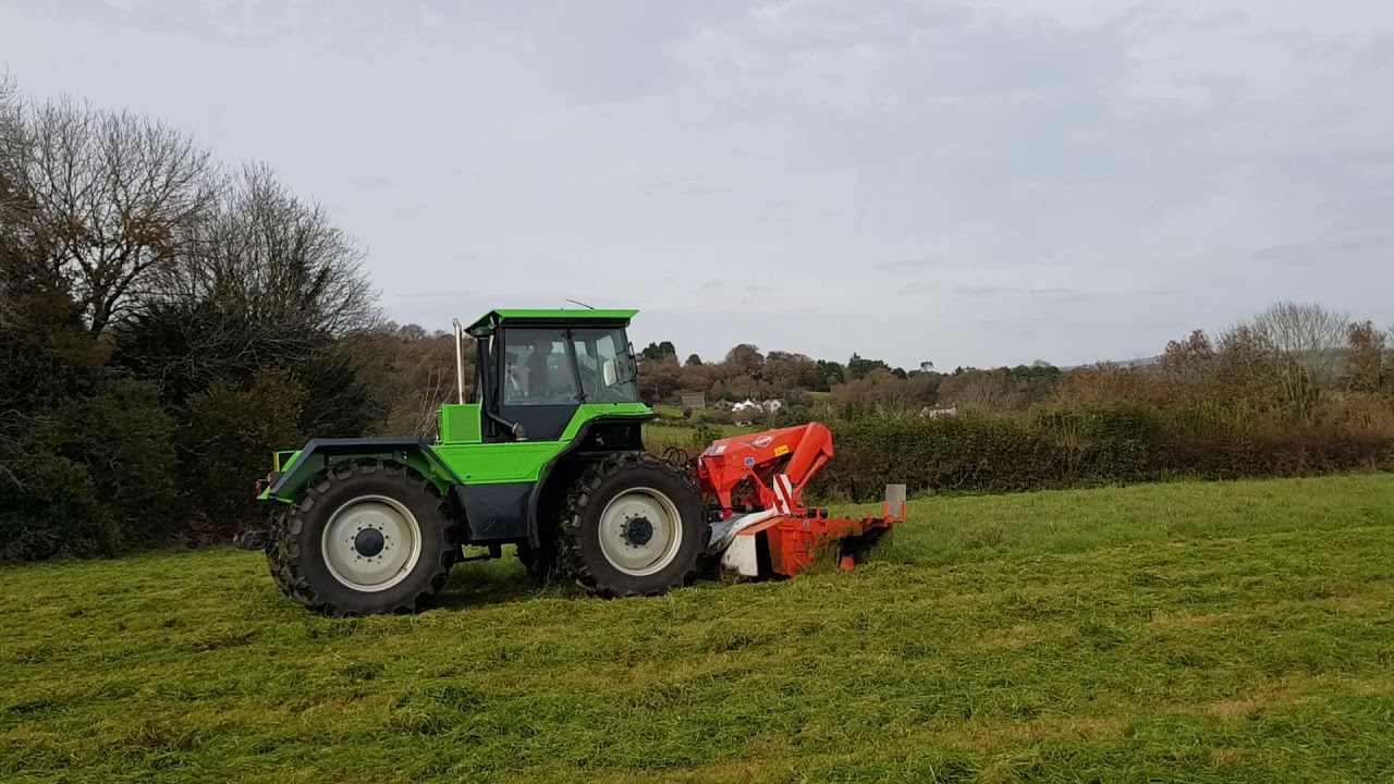 Restored Deutz InTrac 6.60 Turbo Mowing