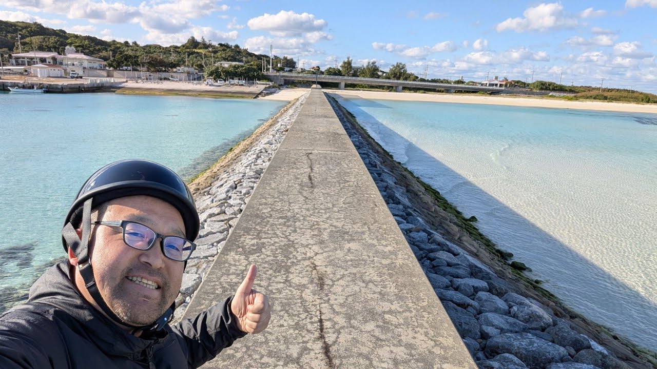 【沖縄旅2025年1月】その3　伊平屋島の観光地、史跡を1日で巡ります！くまや洞窟で天の岩戸伝説を感じる！野甫港の堤防はクリームソーダの中に入った気分！【なみよし旅】