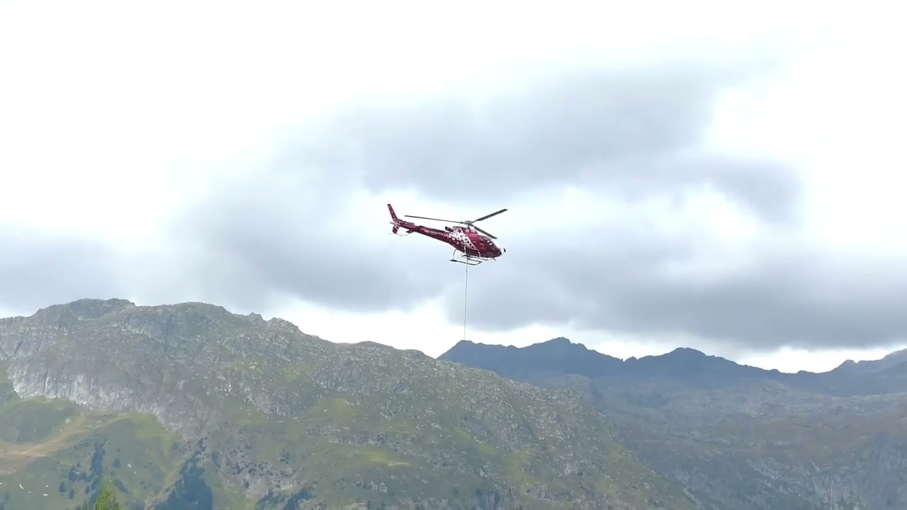 TRANSPORTFLUG der Air Zermatt