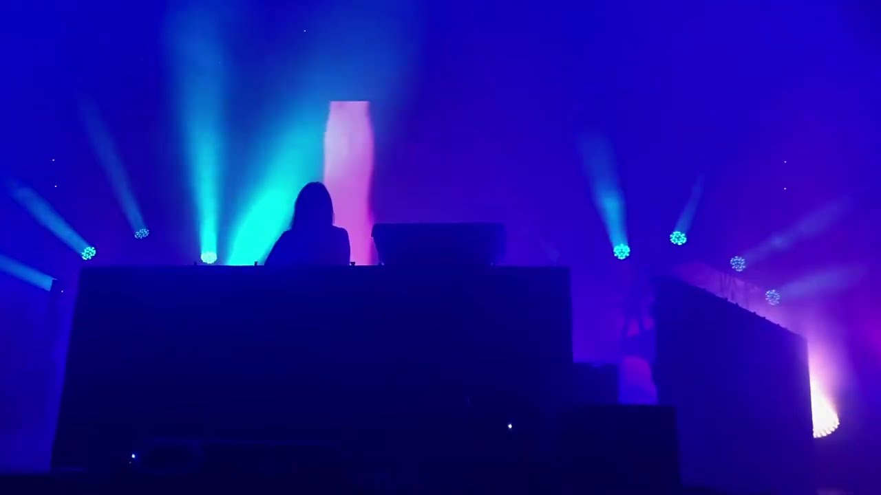 Tame Impala - Music to Walk Home By (EDM Version) Live