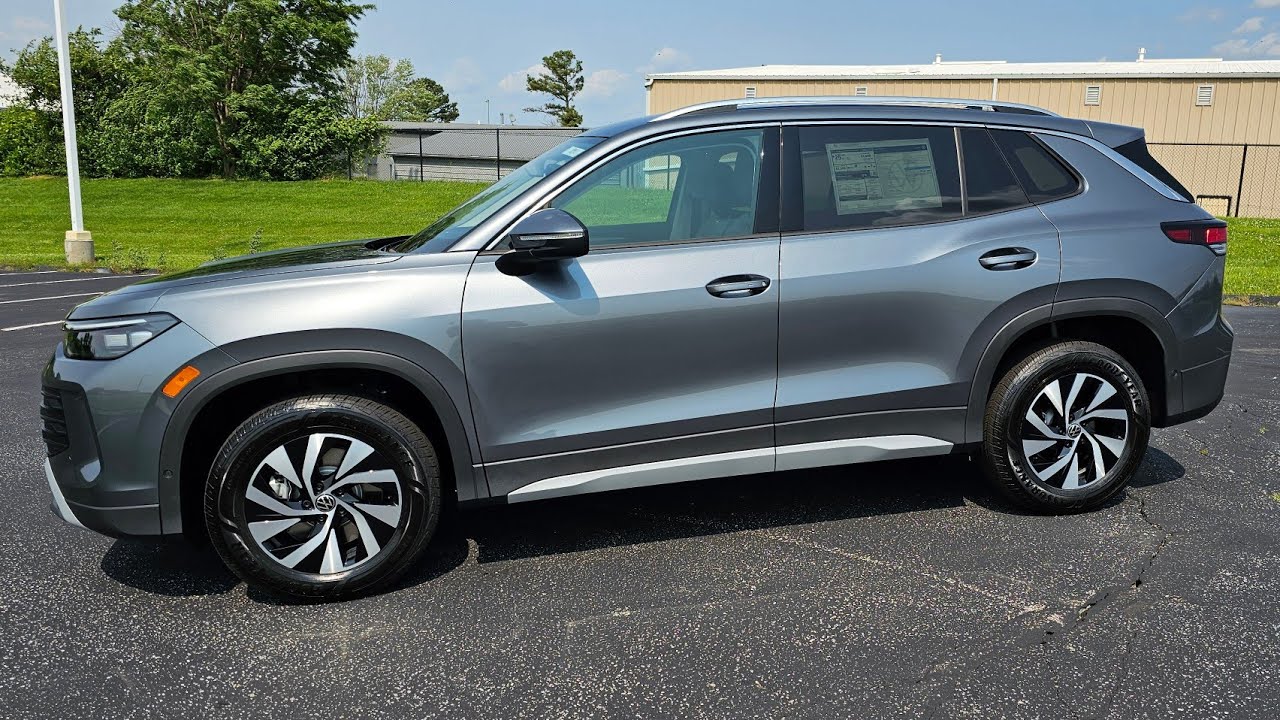 2025 VW Tiguan 2.0T S 4Motion NEW!