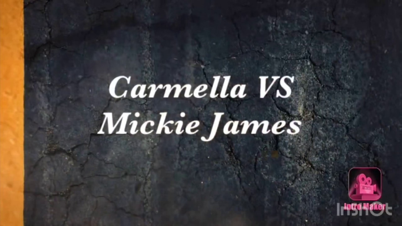 WWE- Carmella VS Mickie James