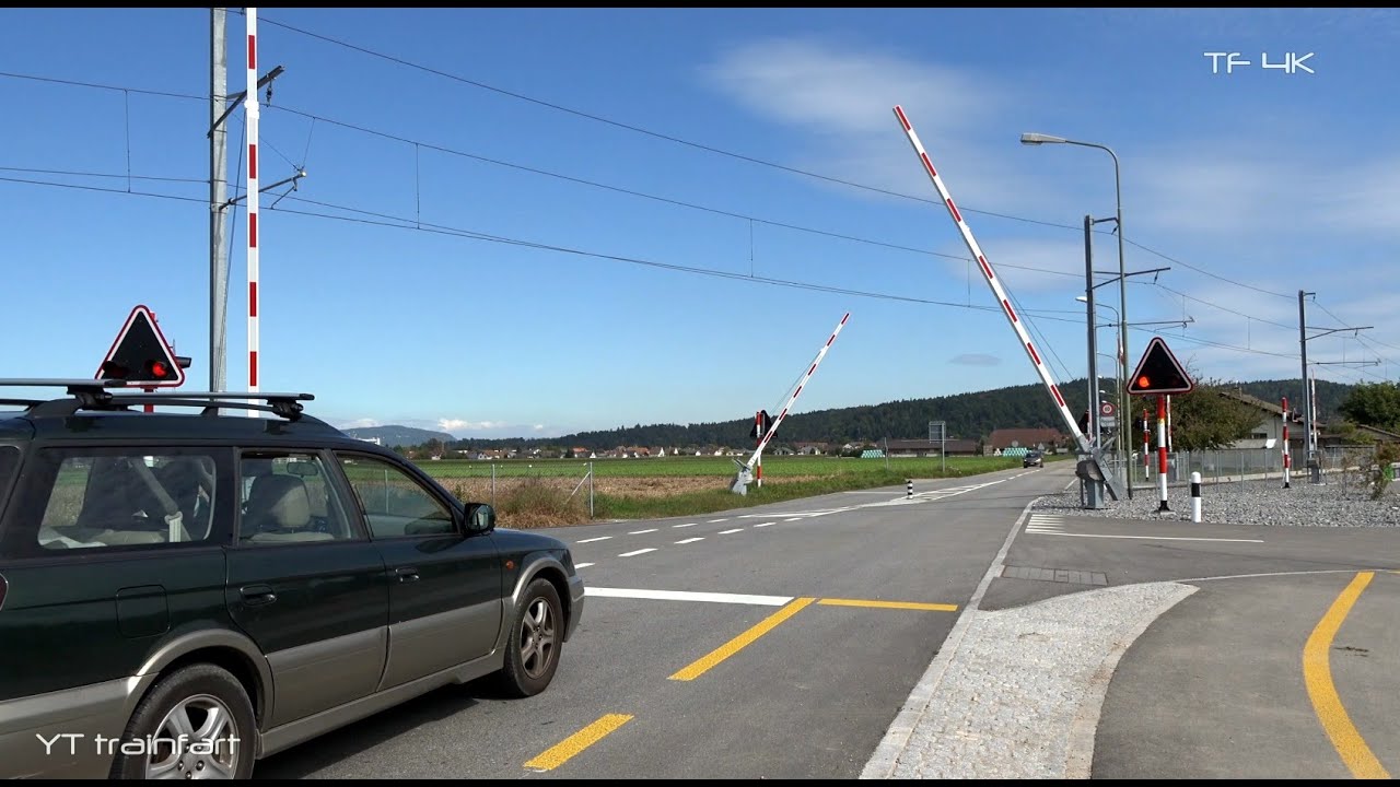 Railroad Crossing - Roggwil (CH) - Bahnübergang Hintergasse, Stadler Star