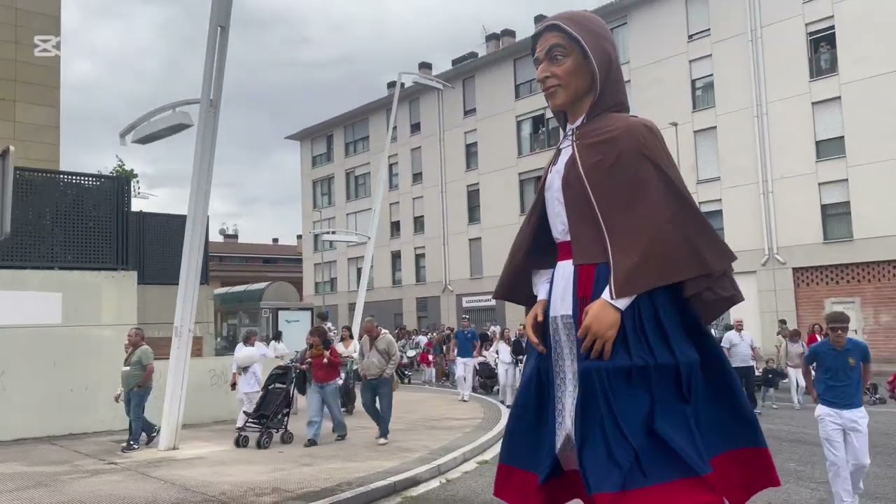 Gigantes de Berriozar en fiestas de 2025 