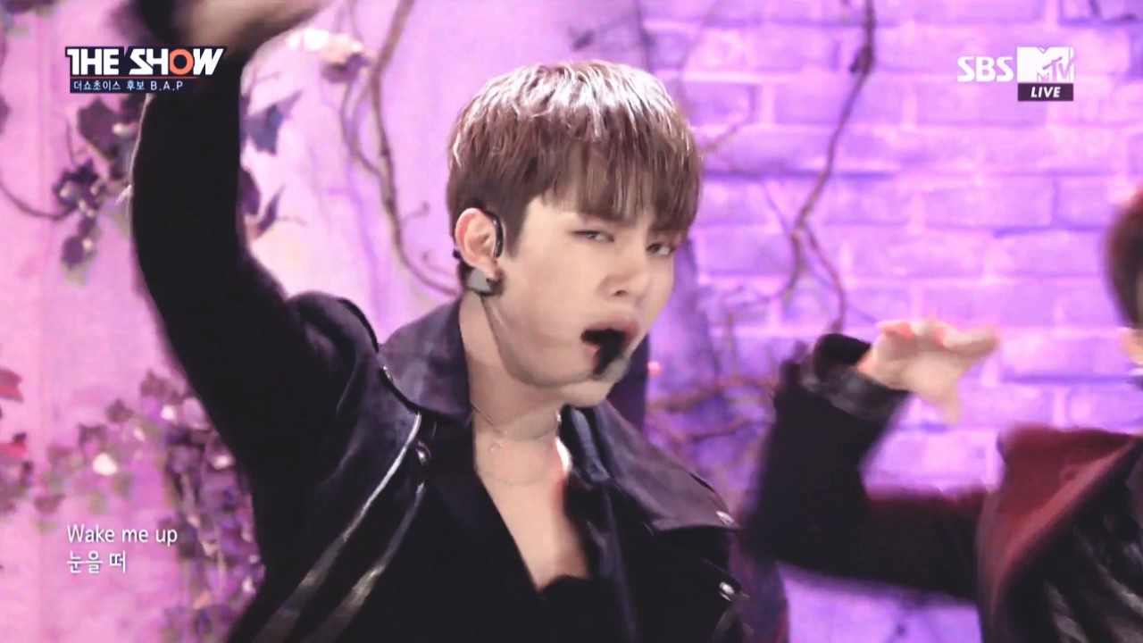 B.A.P - Wake me up 무대 모음