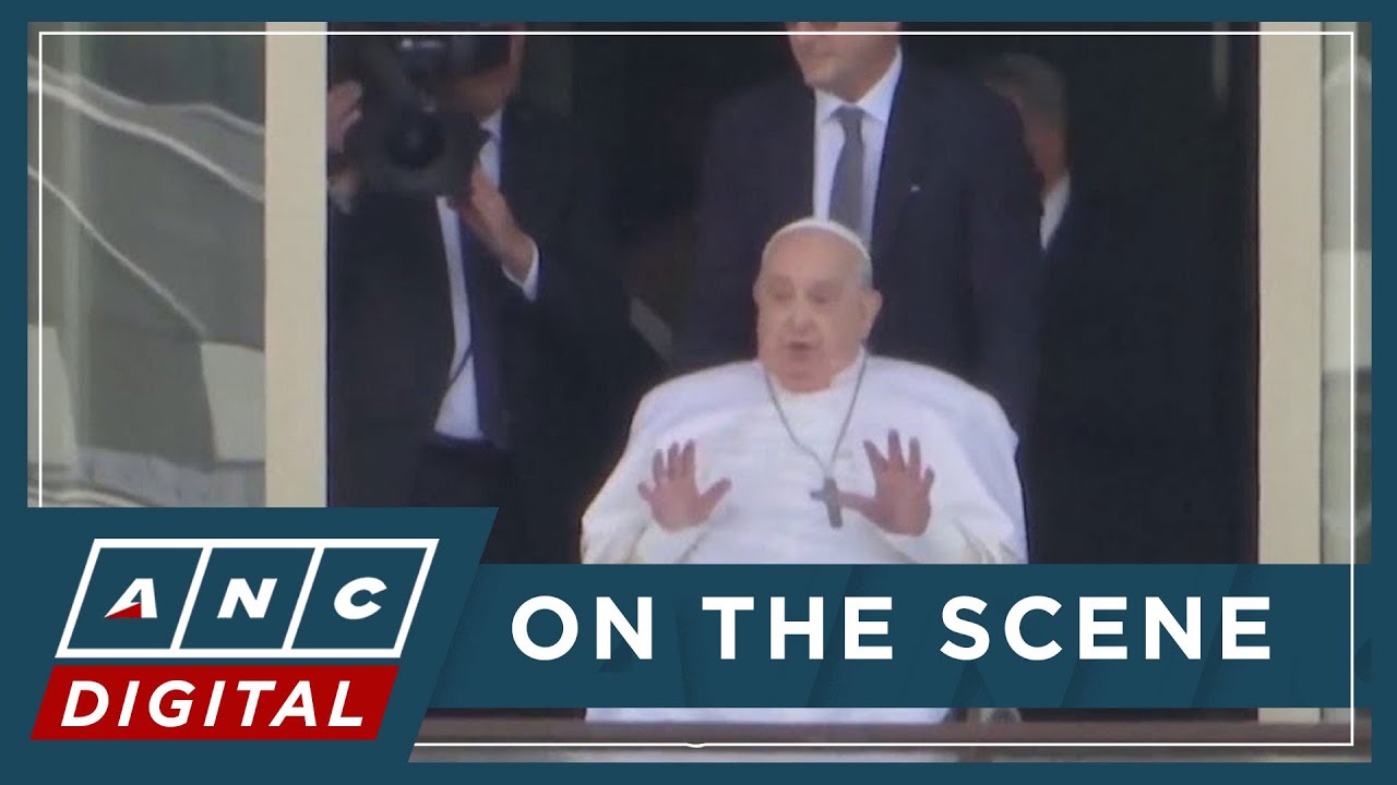 LOOK: Emotions run high as Pope salutes crowd from hospital before returning to Vatican | ANC