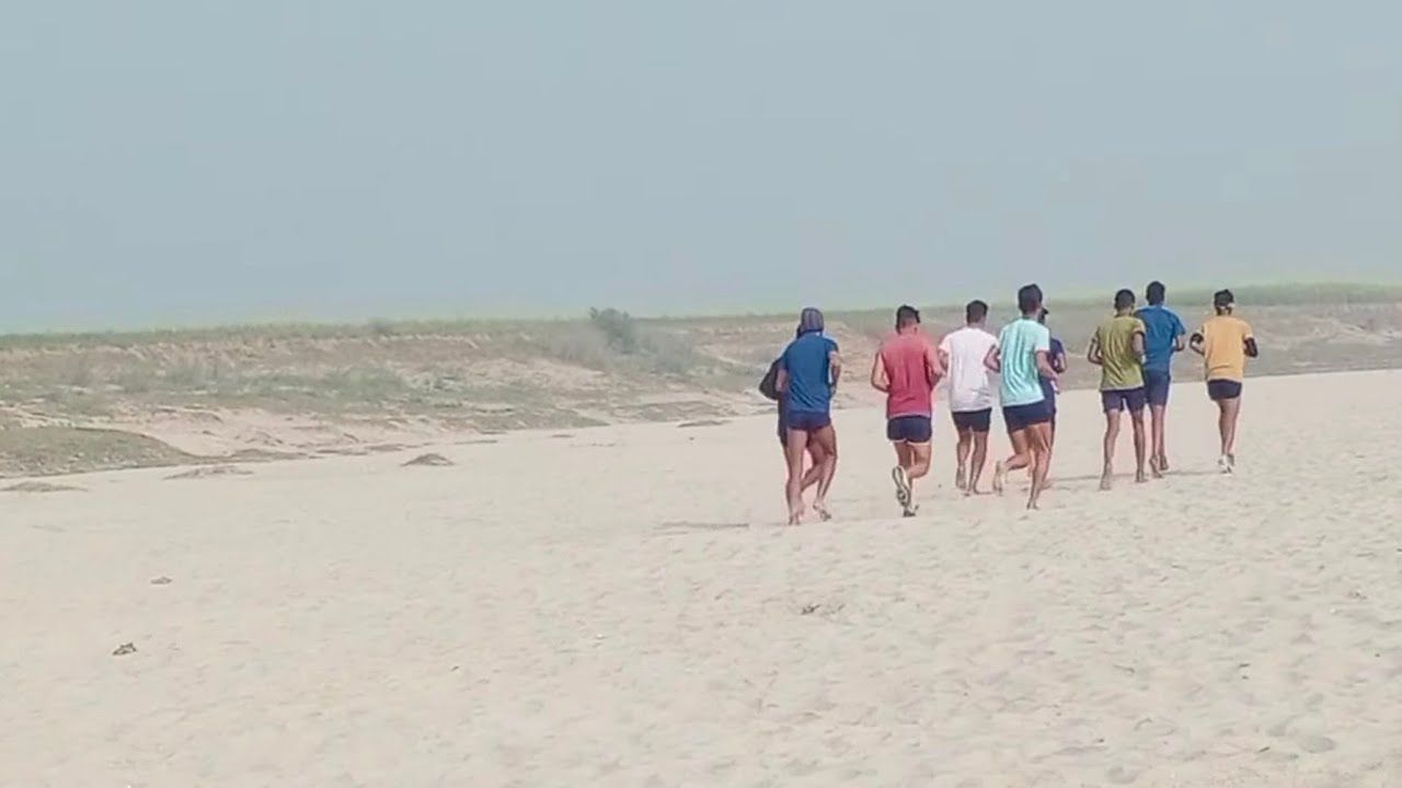 Aaj Boat Par Photo Click Kiya 😉