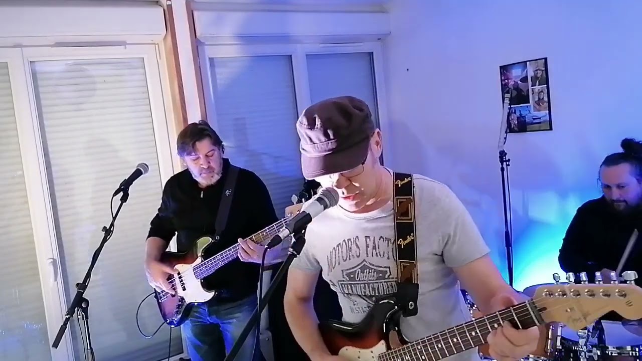 Can't stand losing you. The Police (cover par Look Sharp trio)