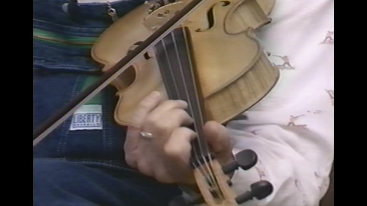 Clyde Davenport - Fiddle and Banjo History (1999)