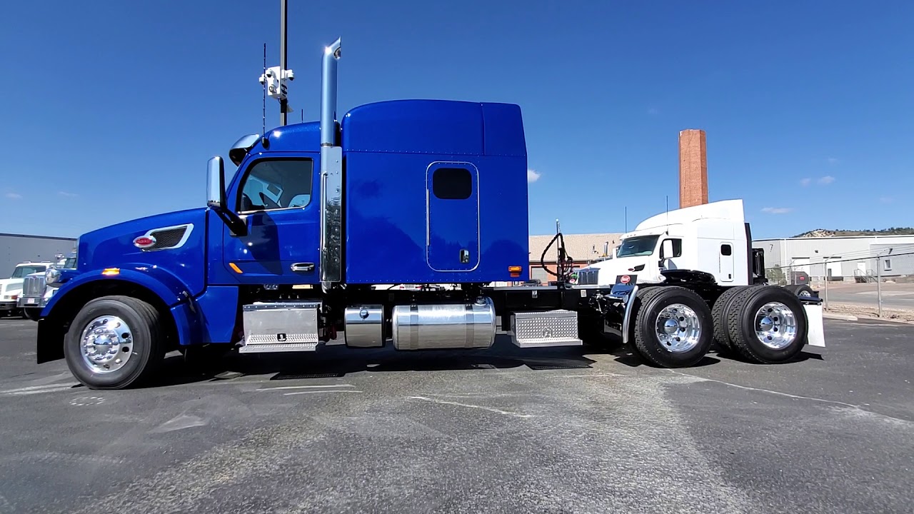 Custom 567- Legendary Blue -1st time Owner Operator! JW- 970-518-5520