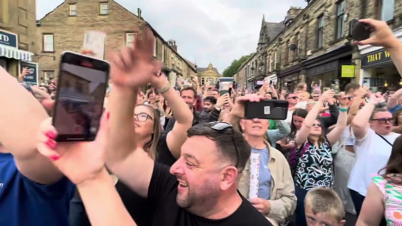 CHAV BRASS demolish Delph yet again 👊🙌
