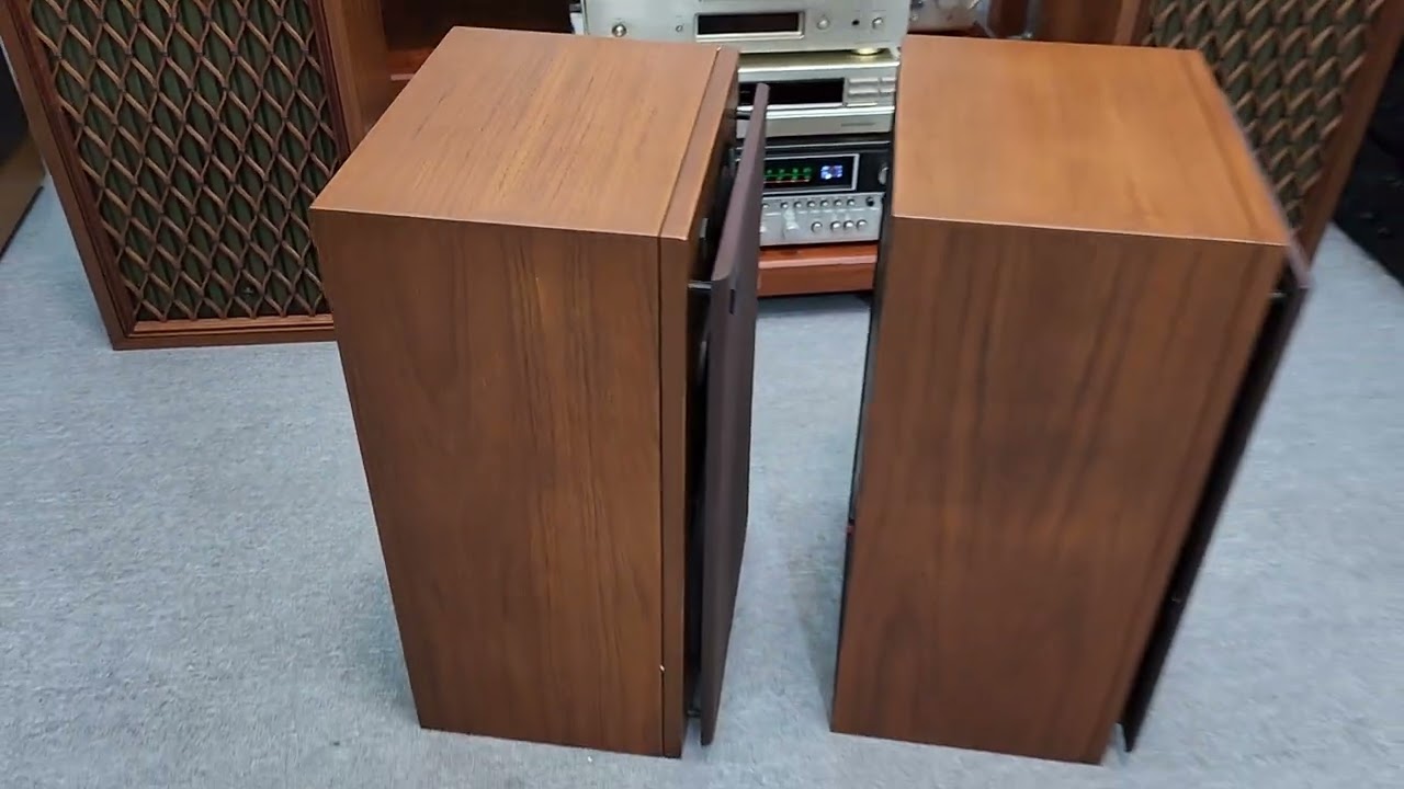 LOA JBL L120 Ti đầu tiên 2023 .Với Vẽ Đẹp Nghiên Nước Nghiên Thành Chưa Các Bác 0978.338.114 🥳🥳🥳