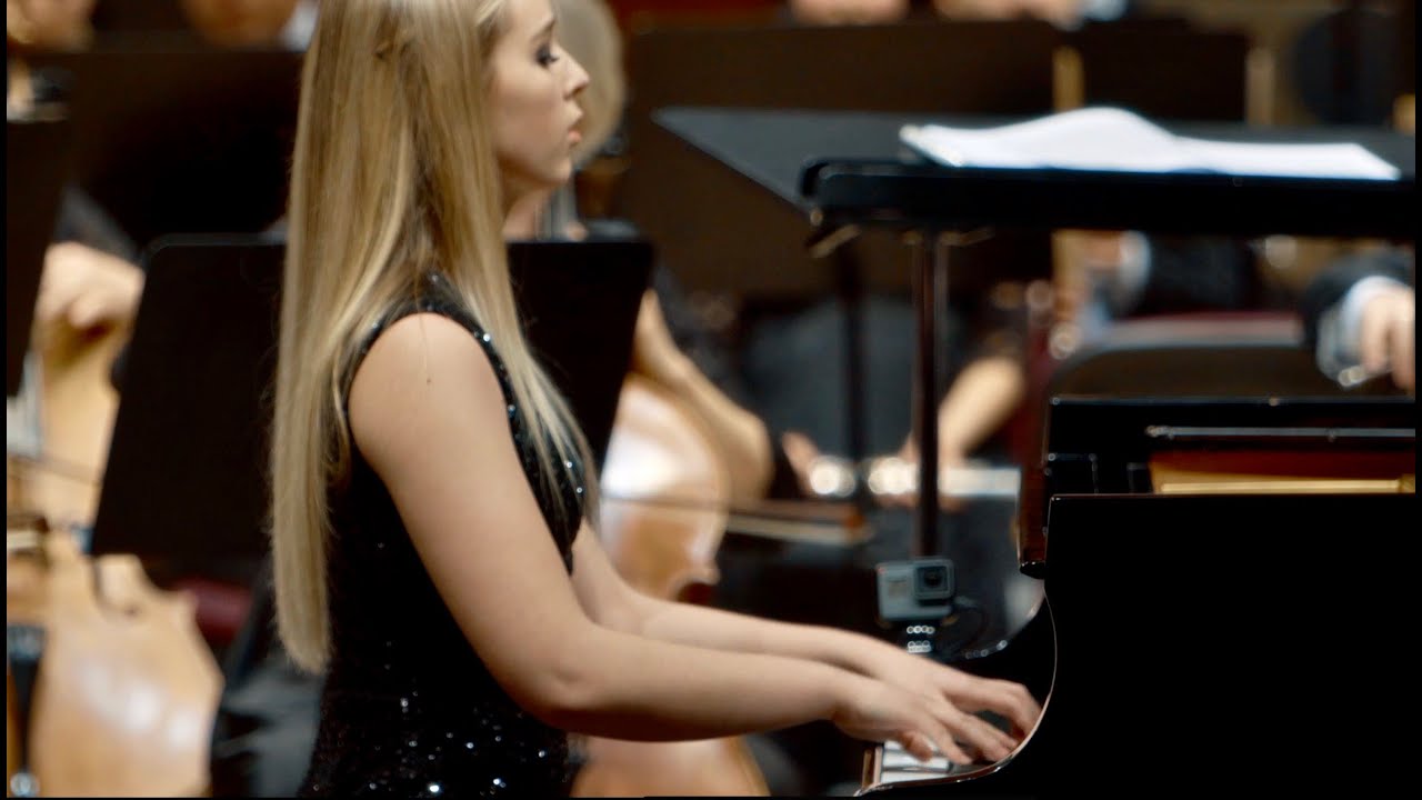 Rachmaninov Piano Concerto No 2 ( 1 part) - Anastasia Makhamendrikova