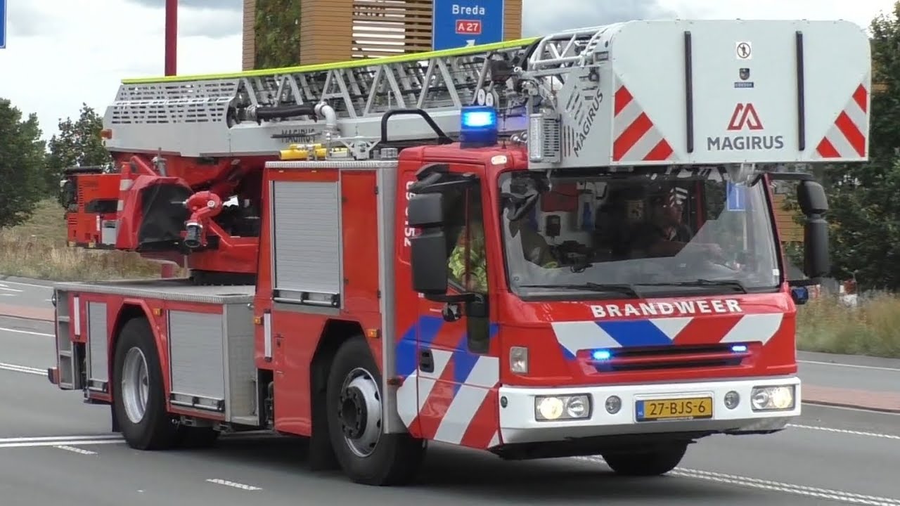 [1e Uitruk + Open Klep!] Brandweer Vianen, RV 09-8152 & Brandweer Nieuwegein, TS 09-2731 met spoed!