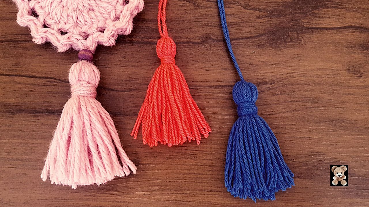 cómo hacer una borlita RÁPIDO Y FÁCIL - paso a paso TEJE CON HEYDCROCHET