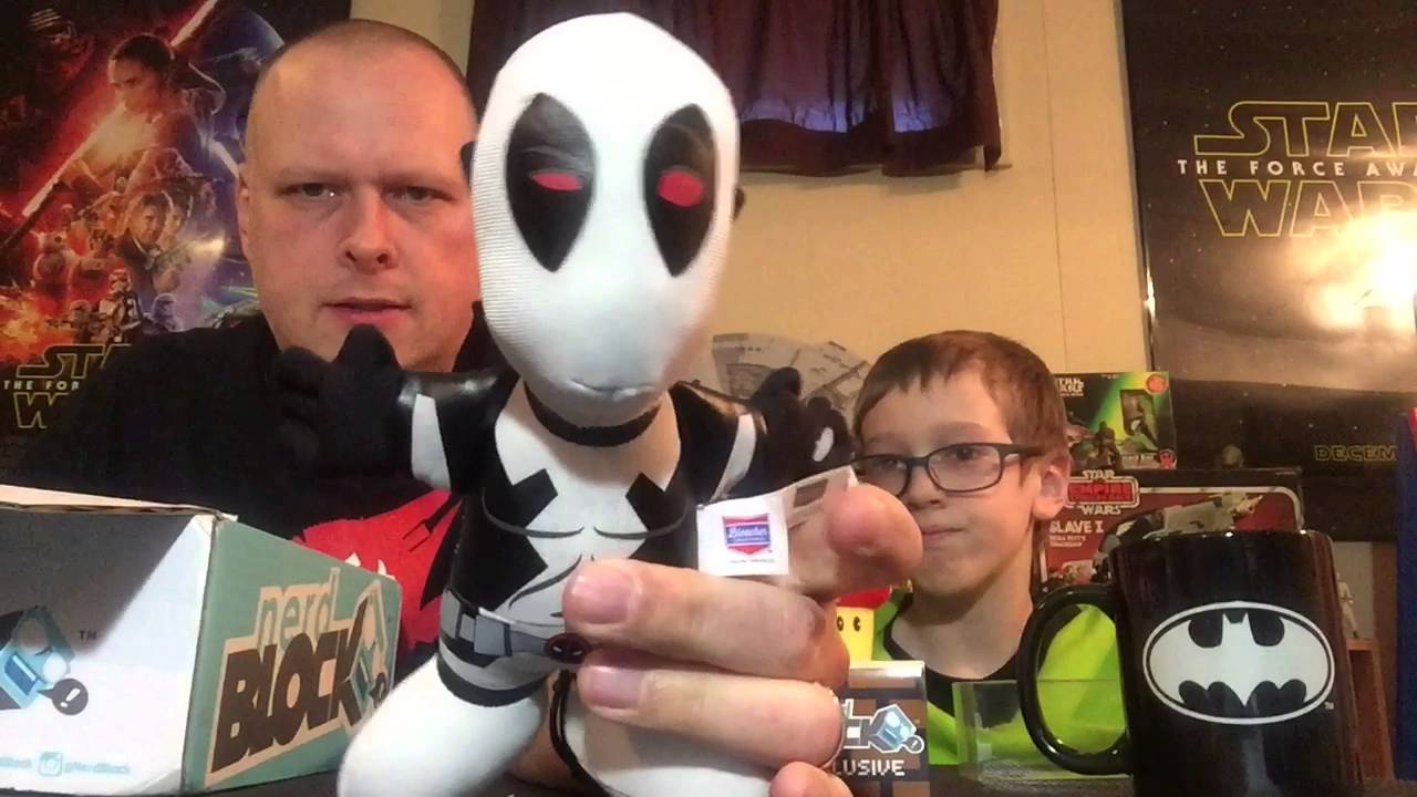 Nerd Block Unboxing & Review: Feb 2016 - Deadpool, Nintendo, Batman and more Deadpool!