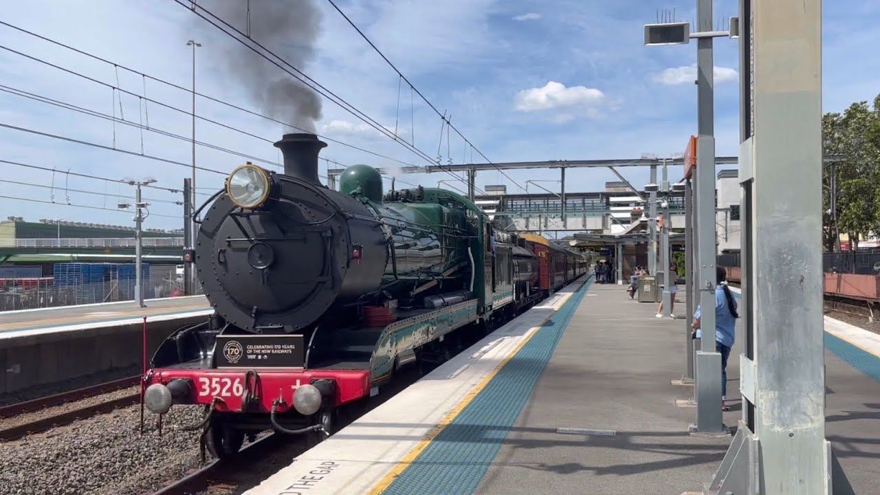 NSW TrainLink Vlog 106. Flemington with 3526