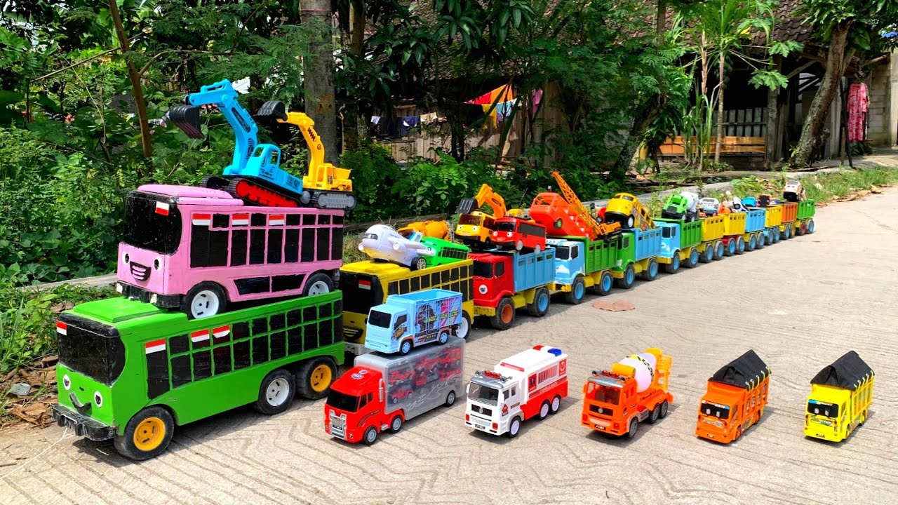 WADIDAW !! Mobil Truk Tronton Panjang Bongkar Mainan Mobil Mobilan Truk Molen, Truk Mixer, Excavator
