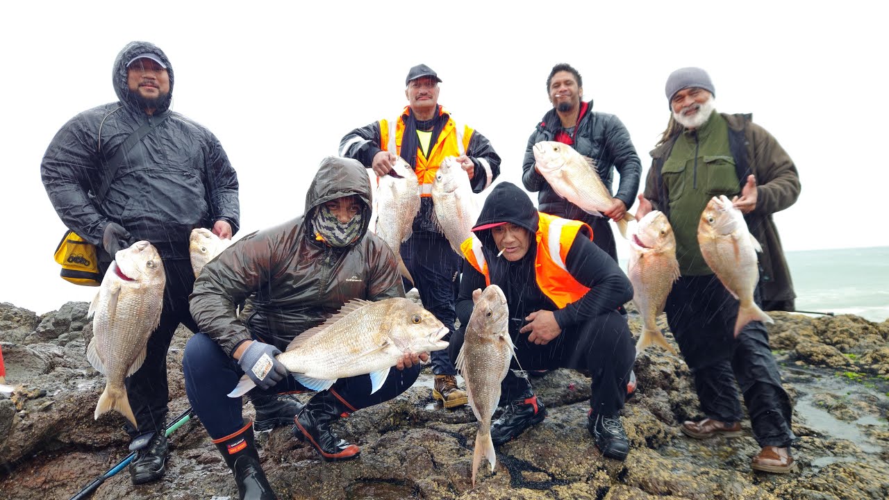 Actions and Chaos fishing on a windy and rainy day@  Far North NZ (part1)