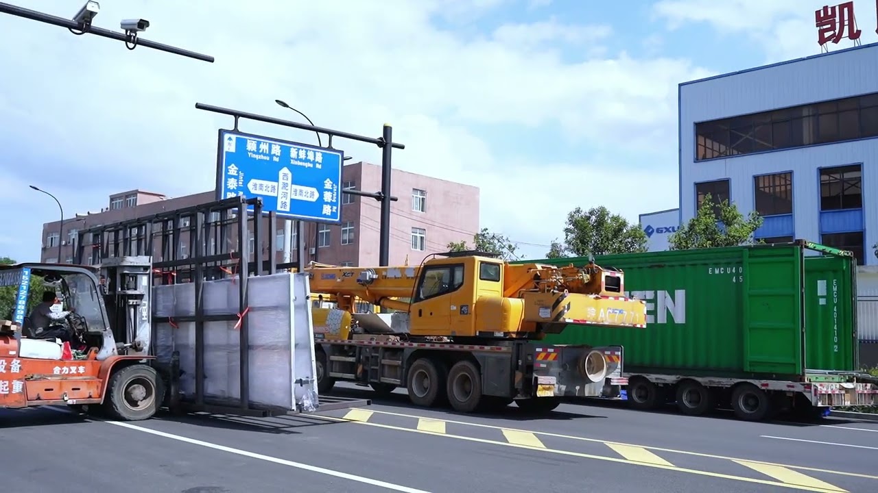 How gxulaser fiber laser cutting machine load into container?
