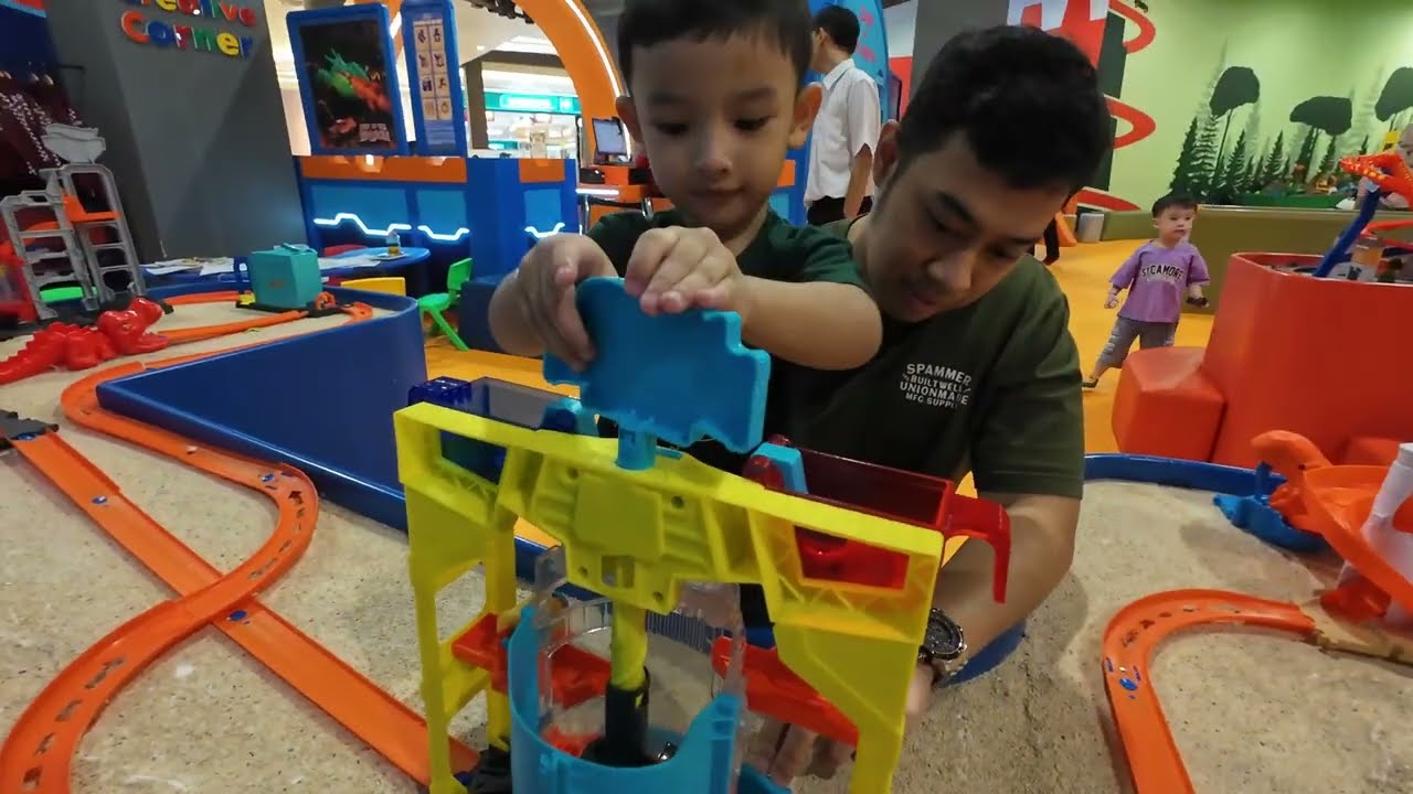 BERMAIN DI PLAYGROUND HOT WHEELS MALL AEON BSD