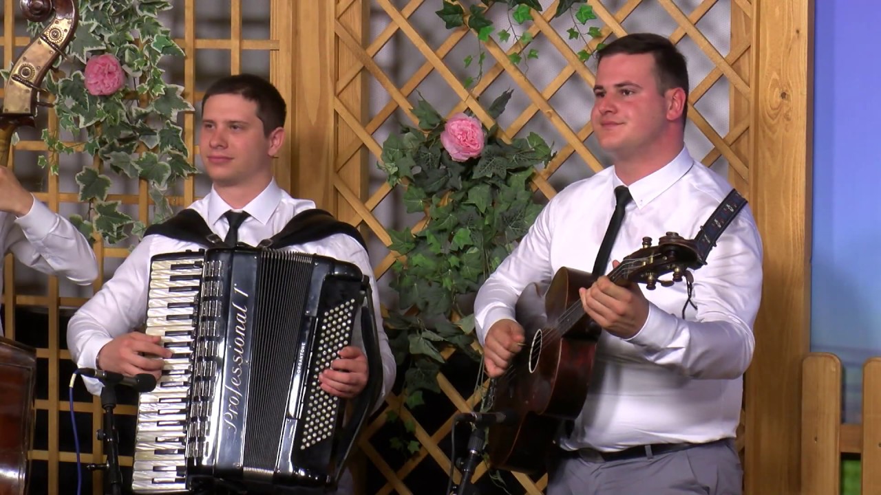 Tamburaski Ansambl 