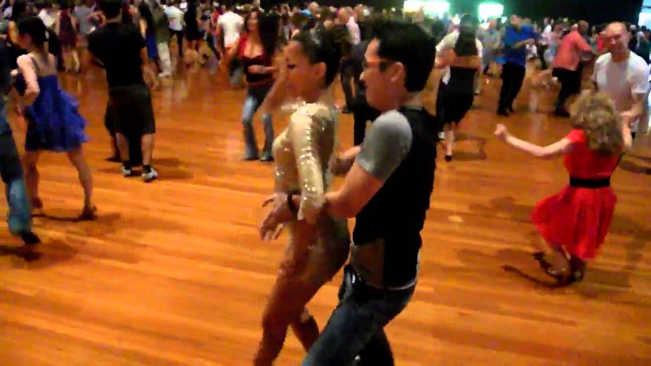 Sharon Pakir & Zee social dancing - Sydney Latin Festival 2