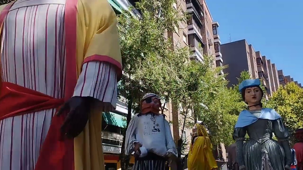 Gigantes y Cabezudos Alcalá de Henares - Ferias 2022