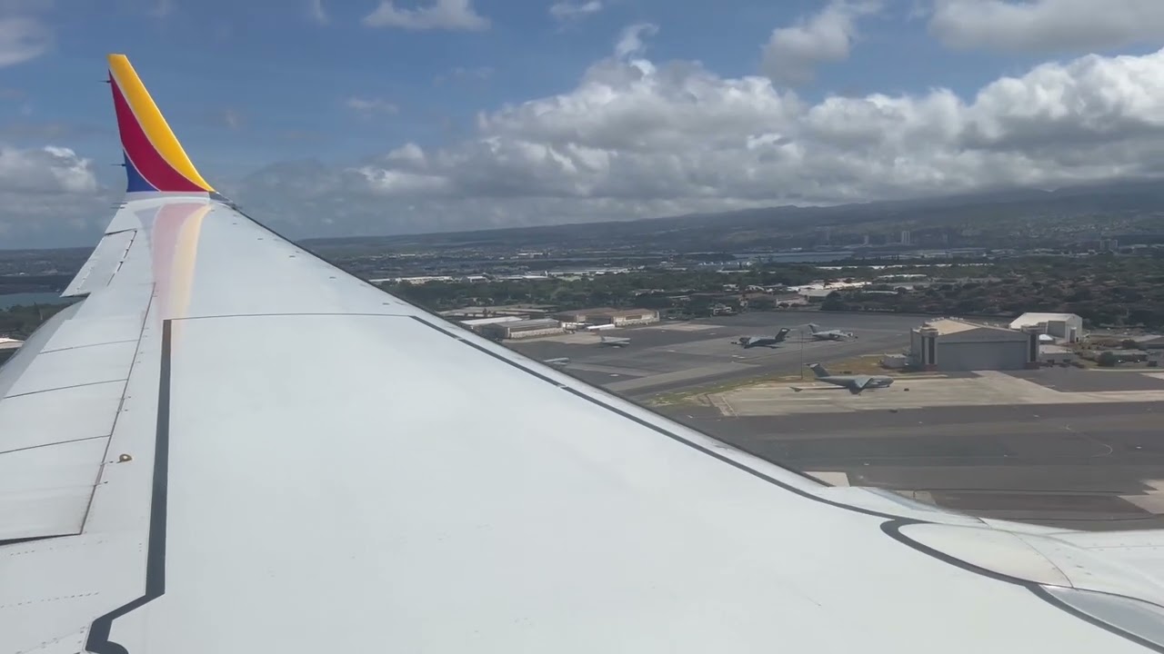 Southwest Airlines Boeing 737 Max 8 Landing at Honolulu (HNL)